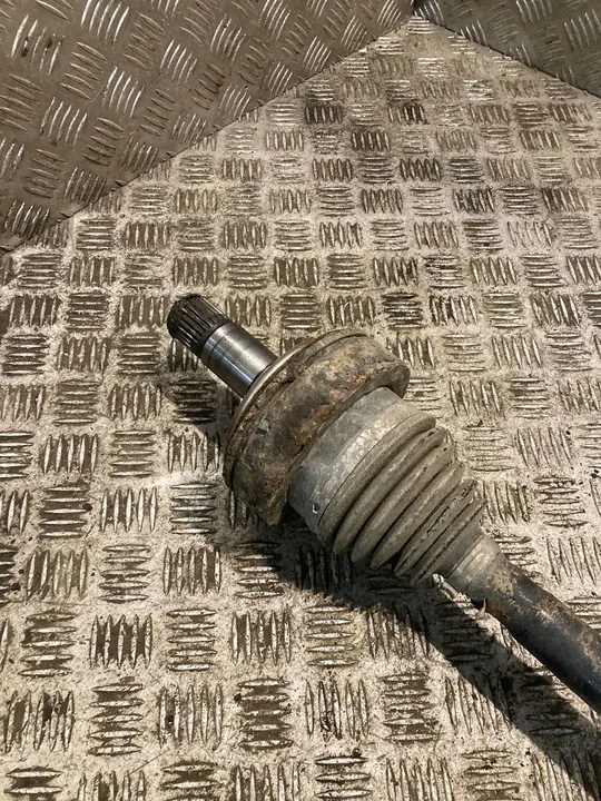 Arbre de transmission arrière gauche Mercedes-Benz Vito Viano W639 image 3