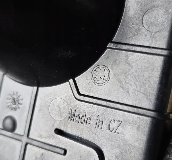 Höger Filändringsassistent 2Q0907686G VW Audi Skoda Seat image 4