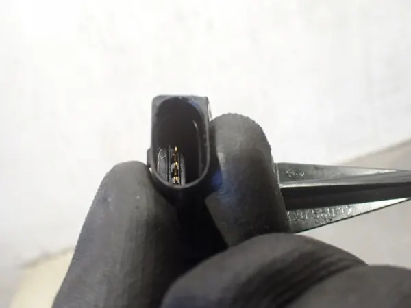 Sensor Nível Óleo OEM 03C907660Q para Audi A6 C7 image 5