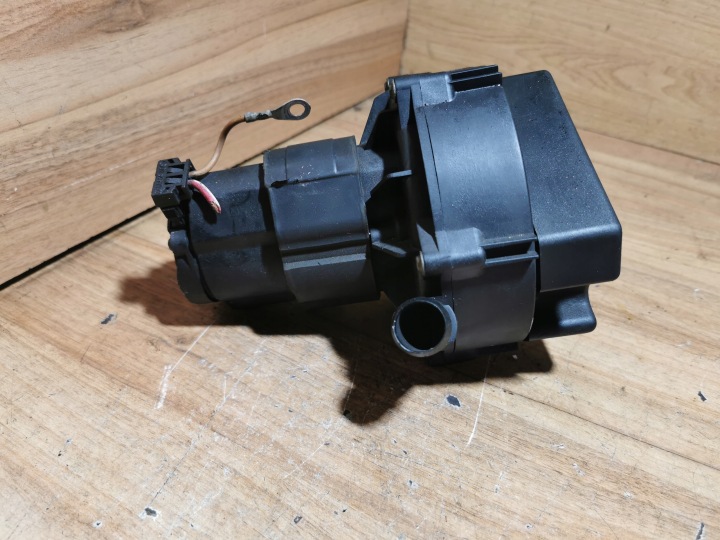 Mercedes-Benz OE 0001406785 Sekundärluftpumpe