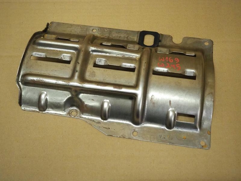 Ölwannenschutz 1.5 B Mercedes W169 W245 A2660140166 image 2