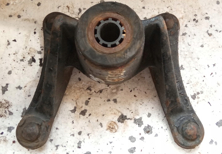 Shock absorber mount bracket Mercedes Atego A9723250003