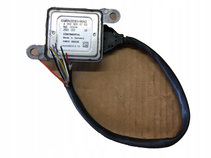 Mercedes-Benz A0009059703 lambda-anturi