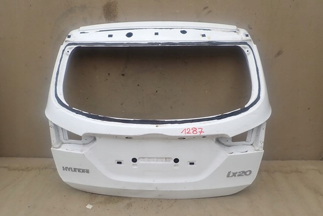 Takaluukku Hyundai ix20 2010-
