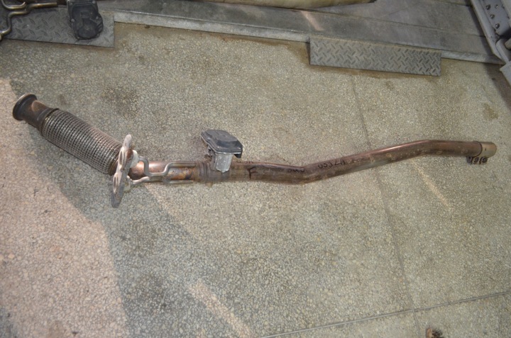 Exhaust throttle 2.0 seat vw skoda 5Q0253059LA