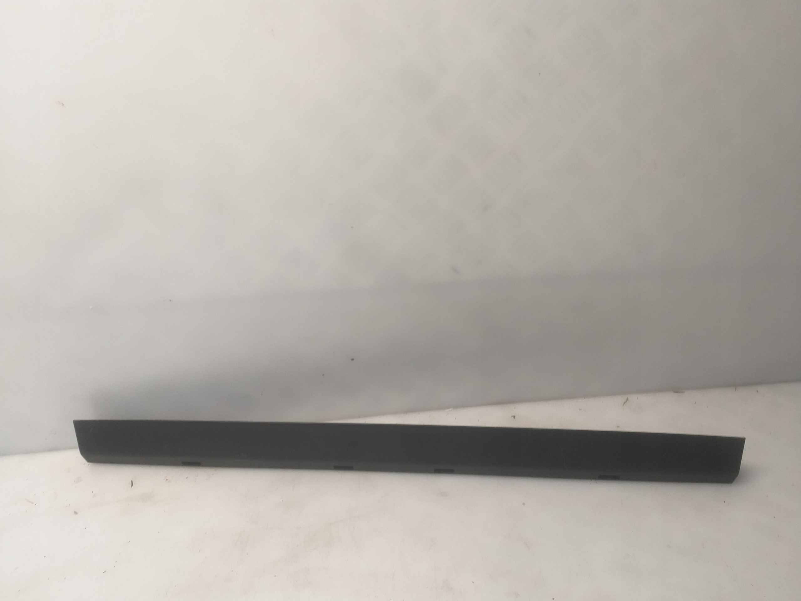 Fixation radiateur BMW 8 G14 image 2