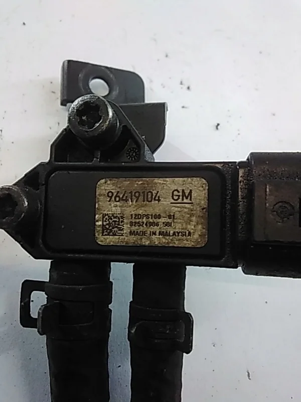 Opel Antara 2.0 Druksensor 96419104 image 3