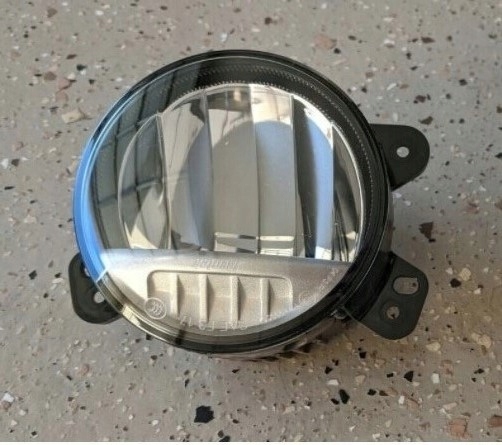 Halogeenivalo puskuriin Jeep Wrangler JL Sahara Rubicon