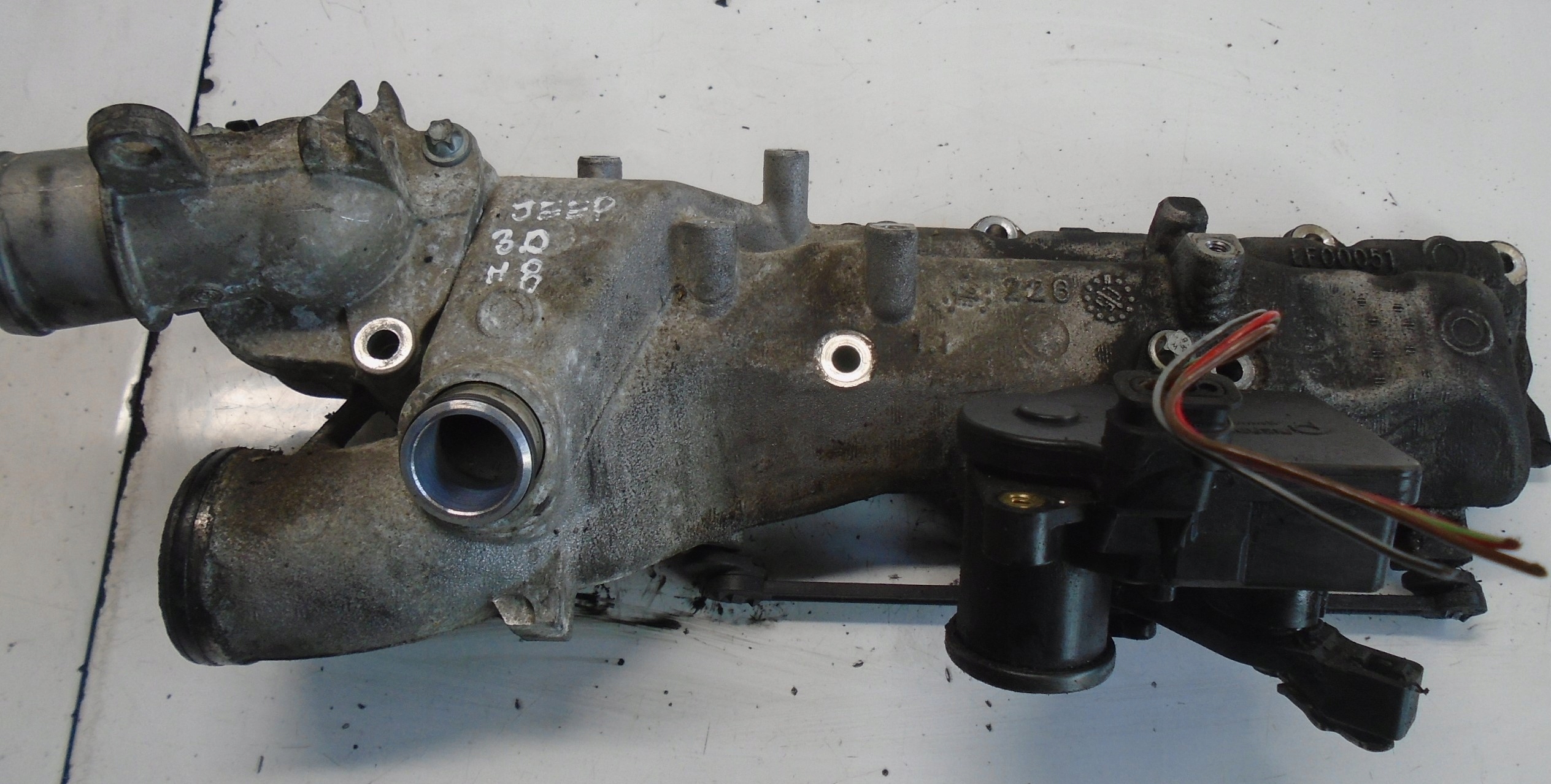 JEEP 3.0CDI Imusarja A6420901137 image 2