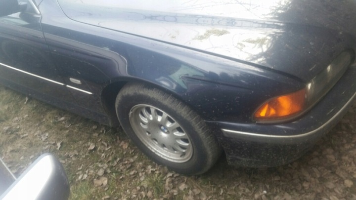 Front Right Fender BMW 5 E39 96-00 OEM 41358162133