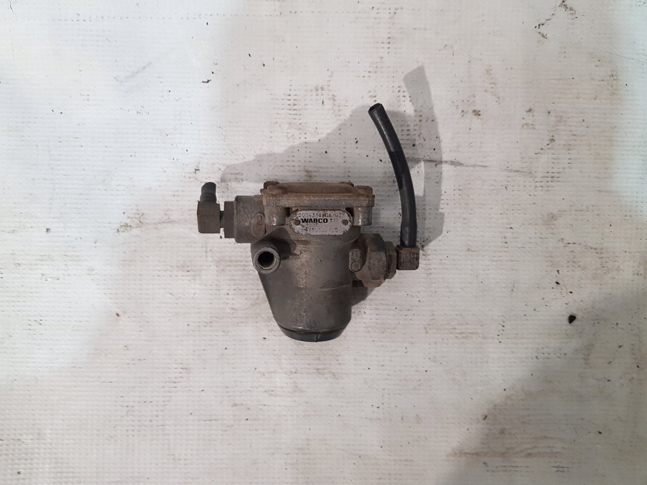 Válvula eletroválvula de pressão ATEGO 2 4750155120 image 2