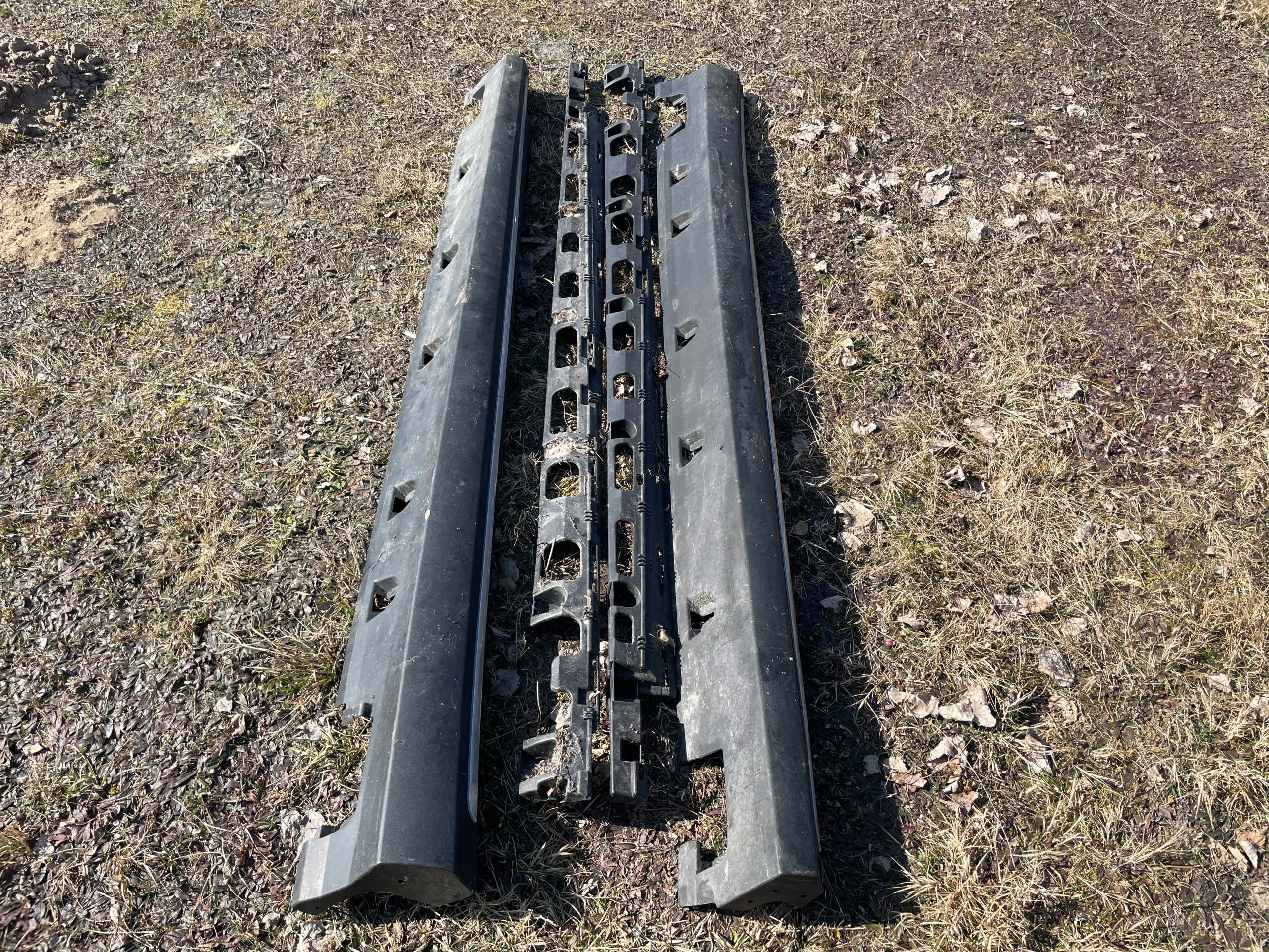 Door sill trims with mounts for Mercedes GL X166