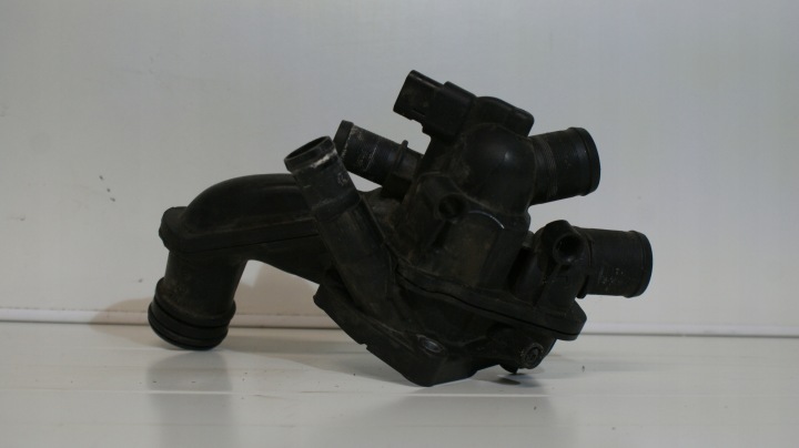 PEUGEOT 207 CITROEN MINI termostaatin kotelo
