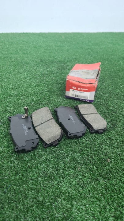 Set remblokken Kia Carens Clarus Shuma