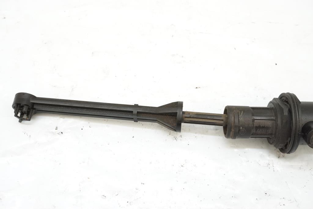 Pompe d'embrayage Renault Laguna III Coupé image 3
