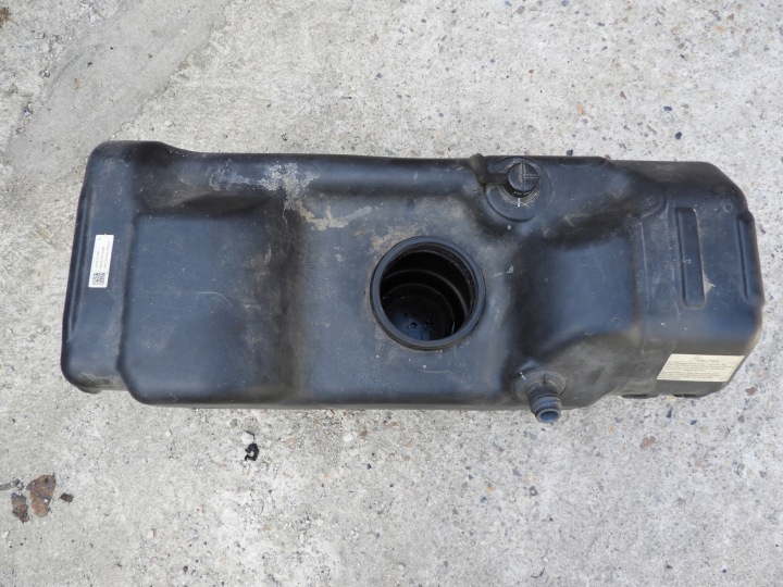 AdBlue-tank Crafter Sprinter 906 A9064700915