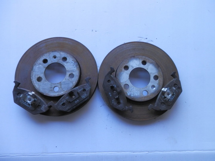 SEAT IBIZA IV 1.4 TDI Disques et plaquettes de frein 255mm