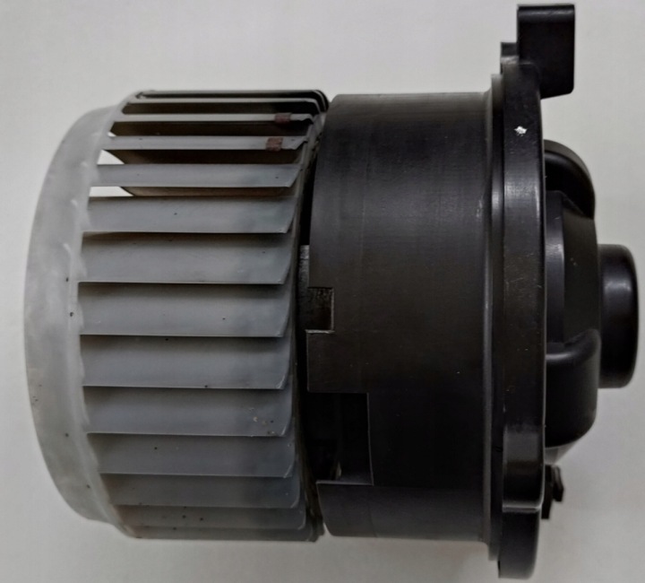 COLT SMART 04 - 12 VENTILATEUR SOUFFLANTE EUR