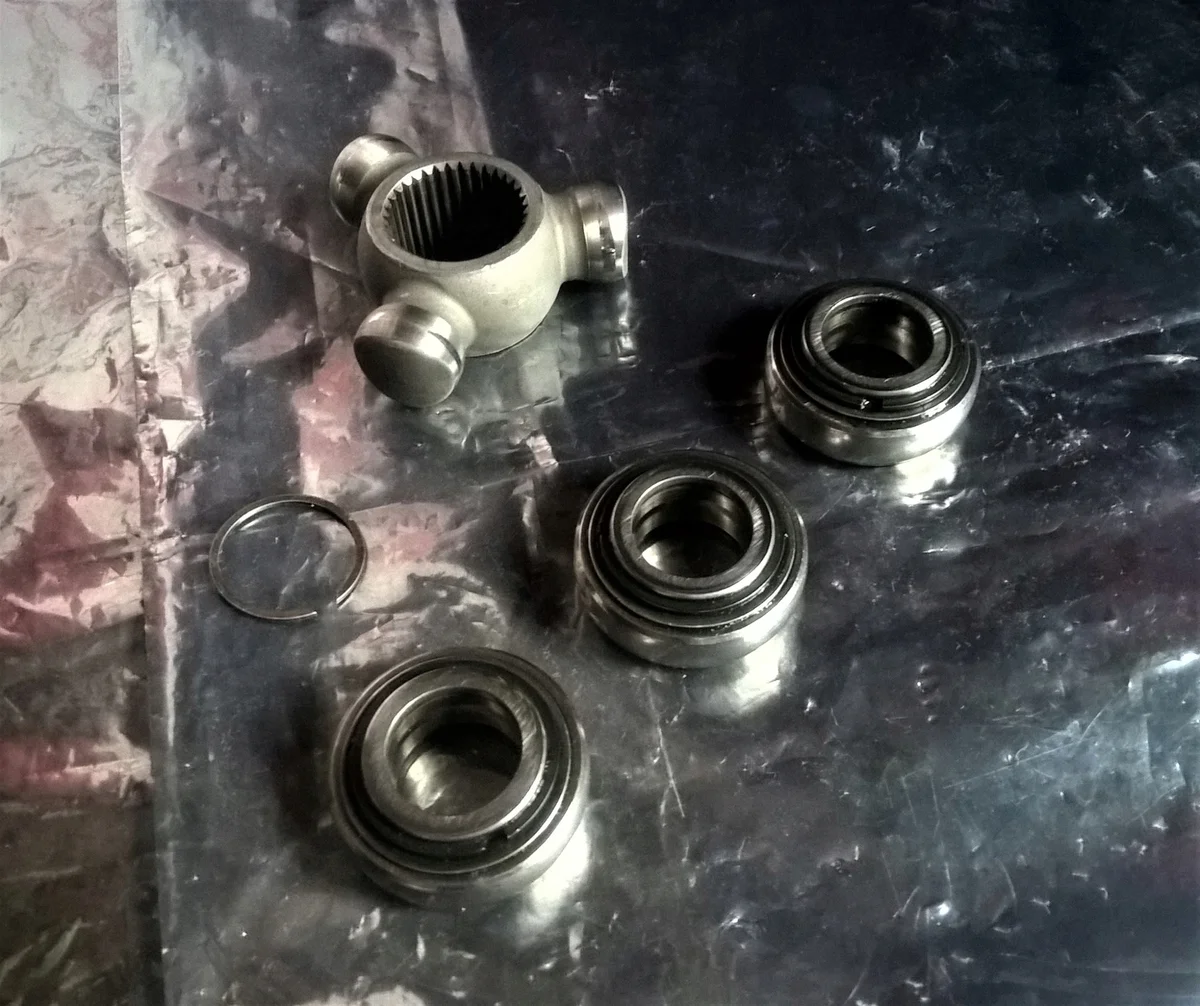 Ford Mondeo MK3 Kruiskoppeling Naaldlager