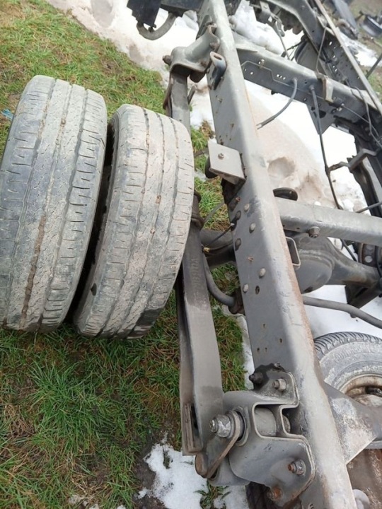 Nissan Cabstar Maxity 2.5 B Rear Springs Set OEM
