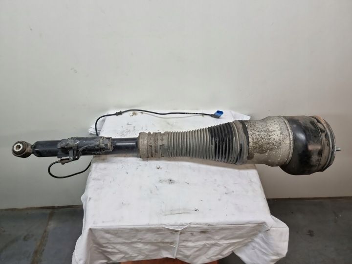 MERCEDES W222 SHOCK ABSORBER RIGHT REAR A2223201800