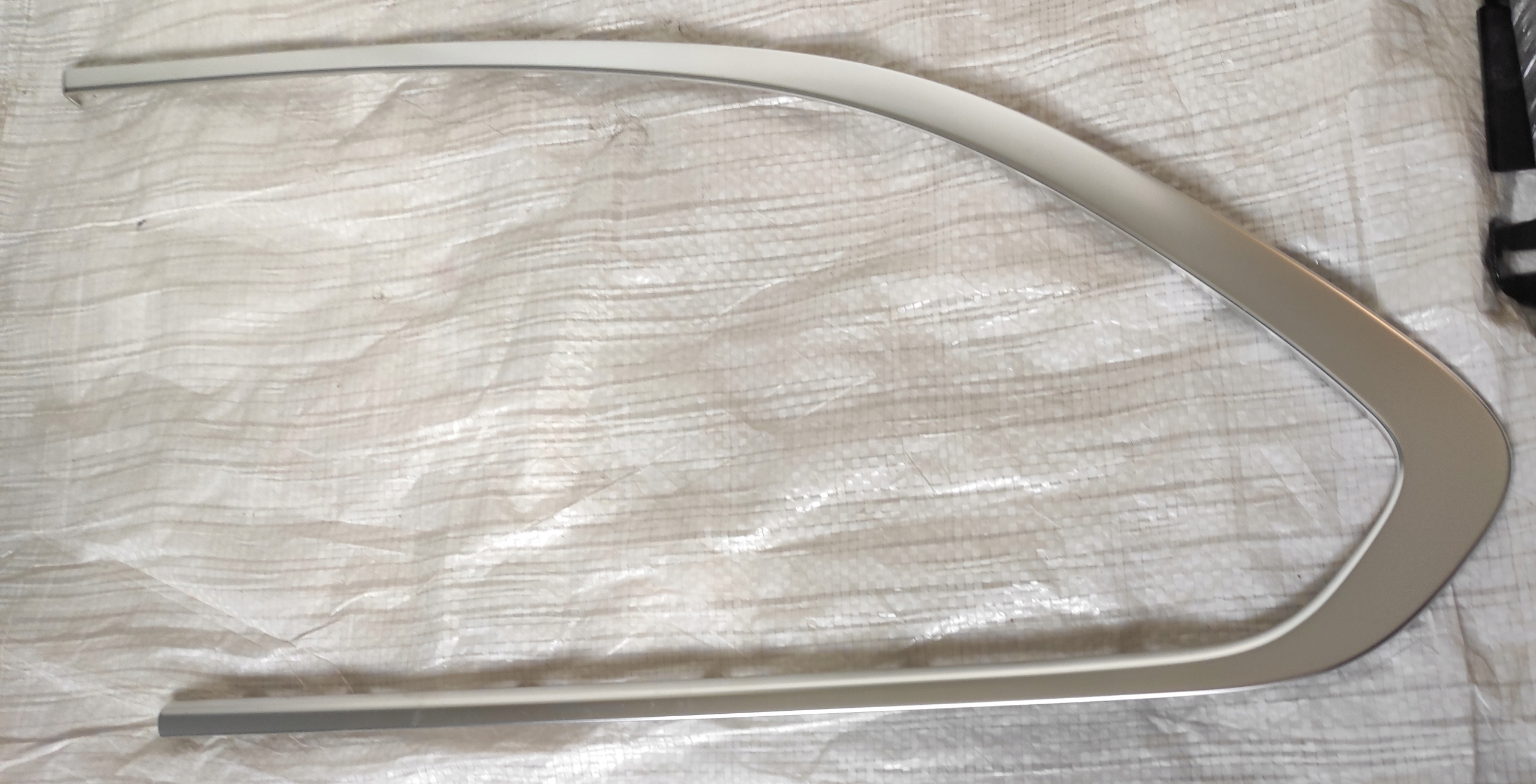 BMW F11 Side Window Trim Left Rear 8049205 image 2