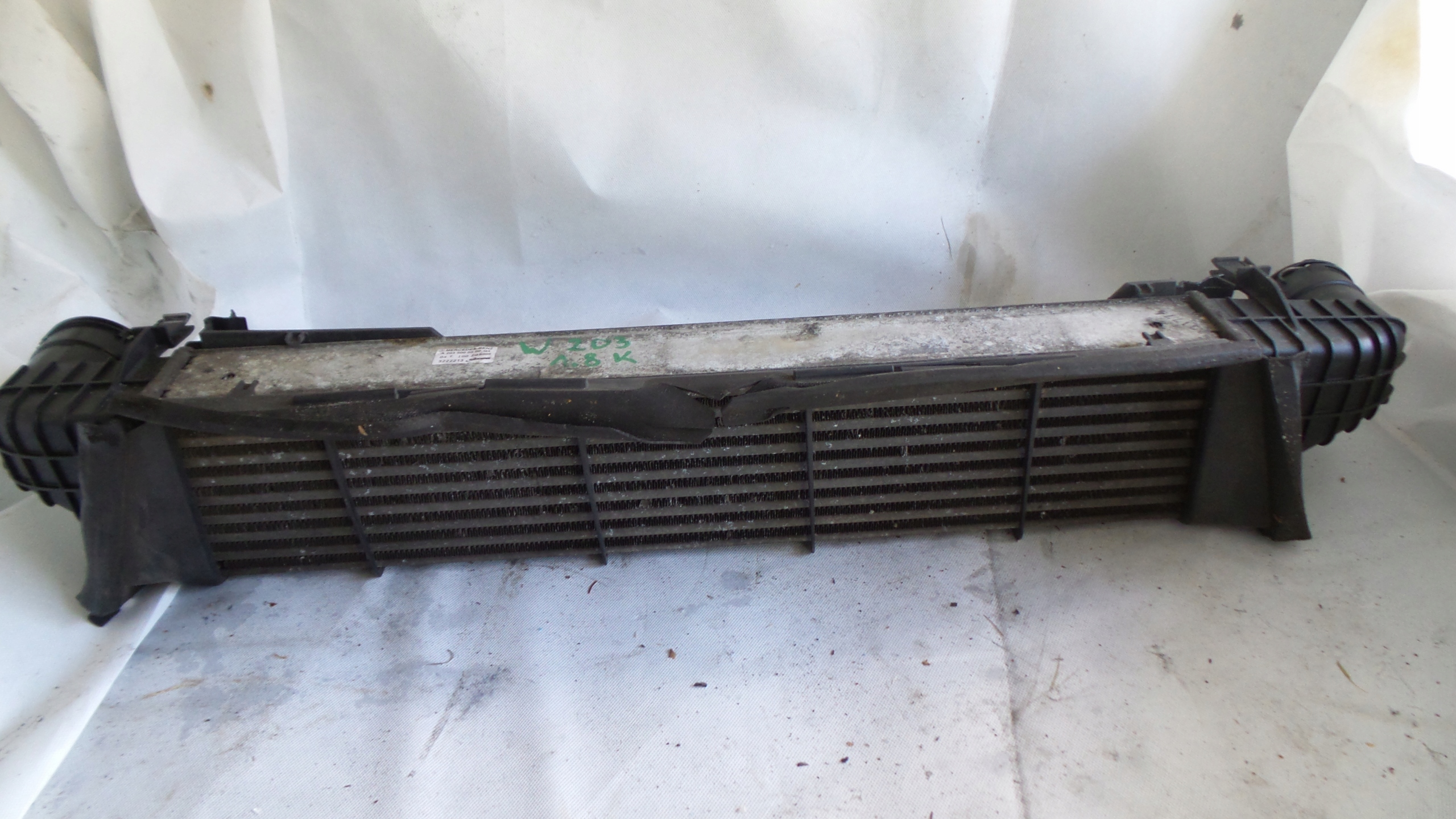 Intercooler Mercedes W203 A2035000500 1.8 K image 2