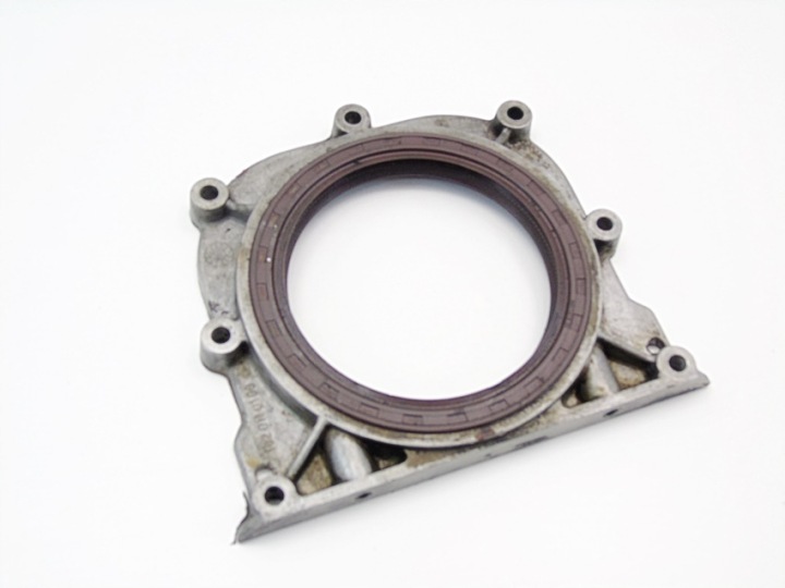 Akselin tiivisteen kotelo 2.3 8V Mercedes W123 S123 C123 M104