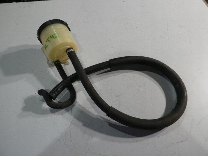 Ohjaustehostimen säiliö Transporter T4 701422377