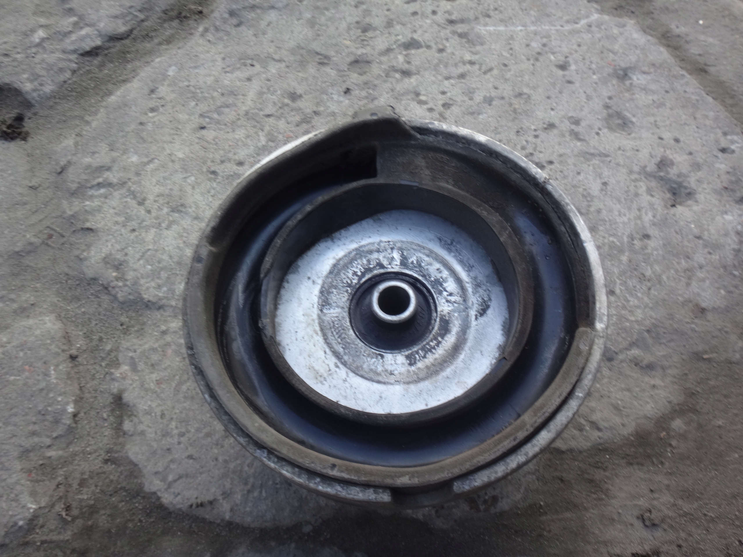 Schokdempersteun rechtsvoor BMW X5 E70 image 3