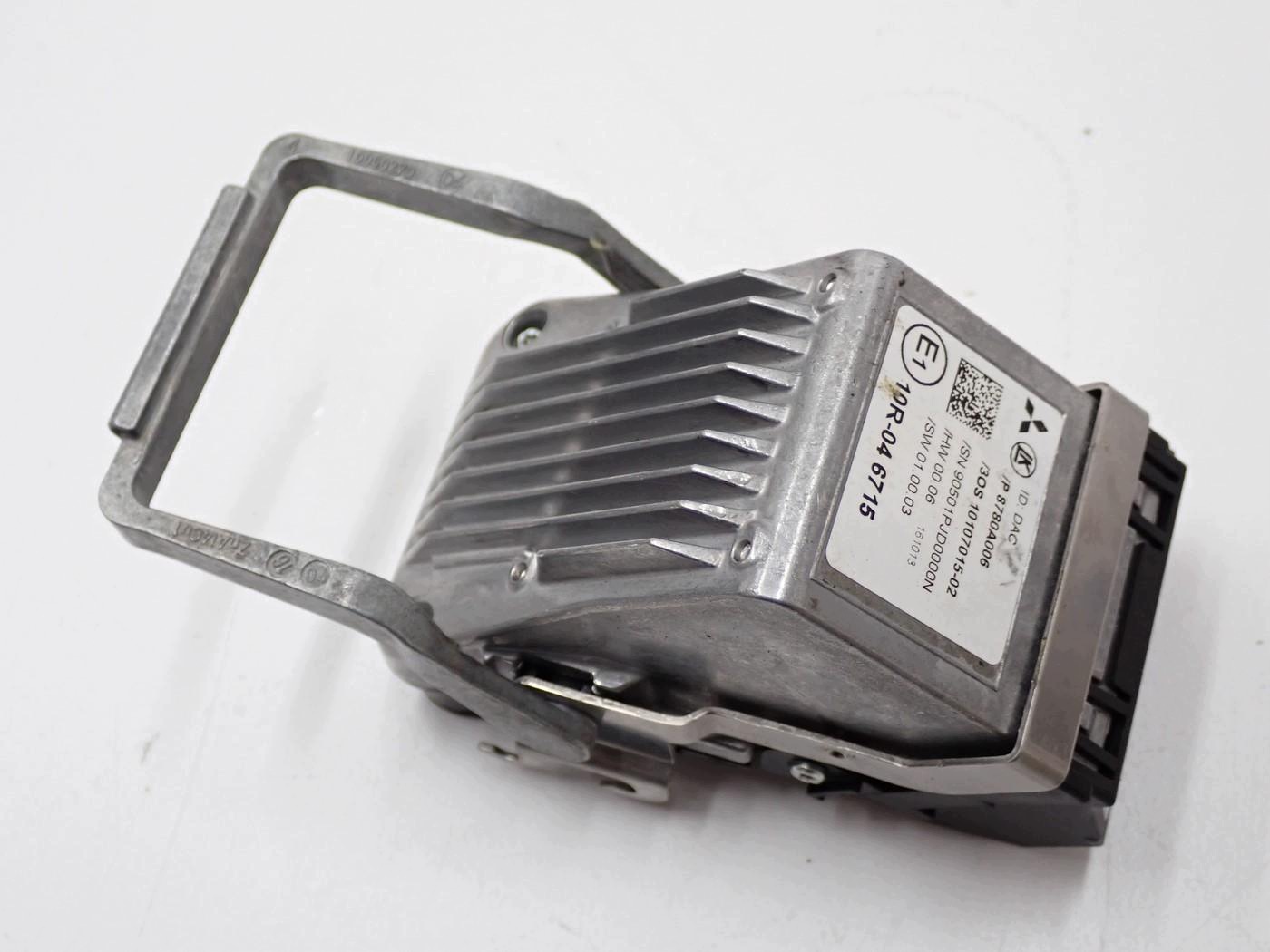 Mitsubishi OE 8780A006 image 3