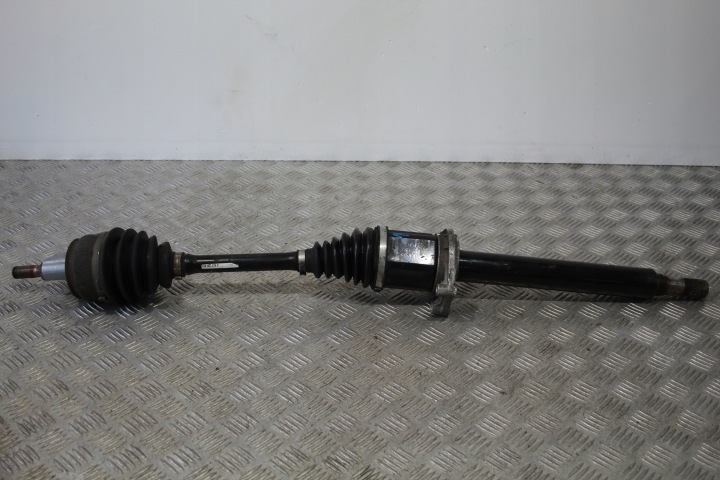 Semieixo Direito Dianteiro Multivan Caravelle T6 7E5 7E