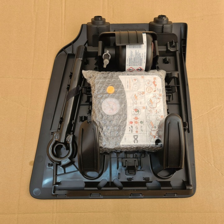 RENAULT TWINGO III KORJAUSSARJA TUNKIT