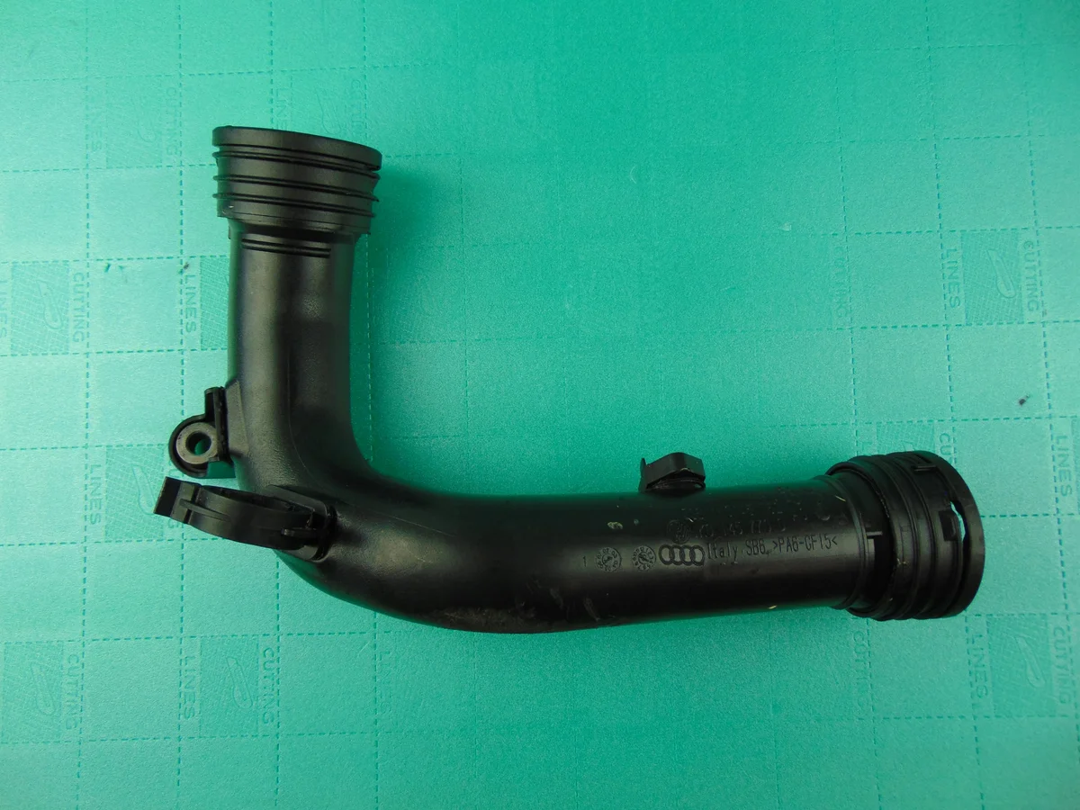 Ladeluftschlauch Audi Seat VW 1K0145770D gebraucht