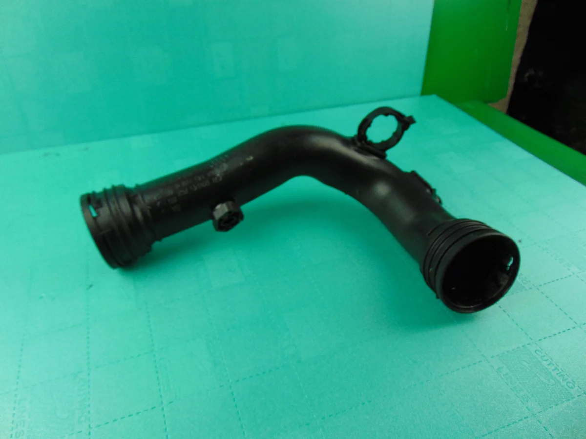 Ladeluftschlauch Audi Seat VW 1K0145770D gebraucht image 4