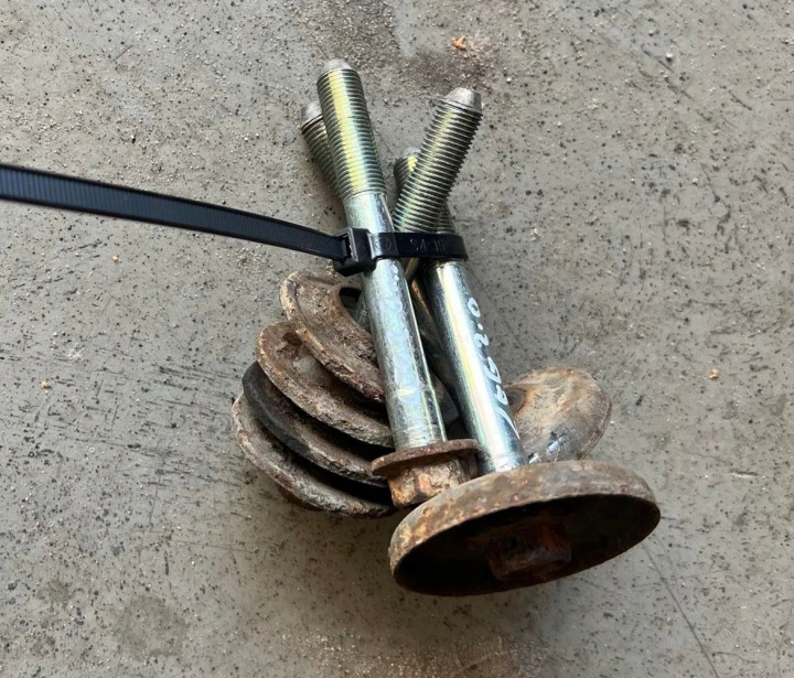 Rear suspension beam washers Subaru Legacy 2.0