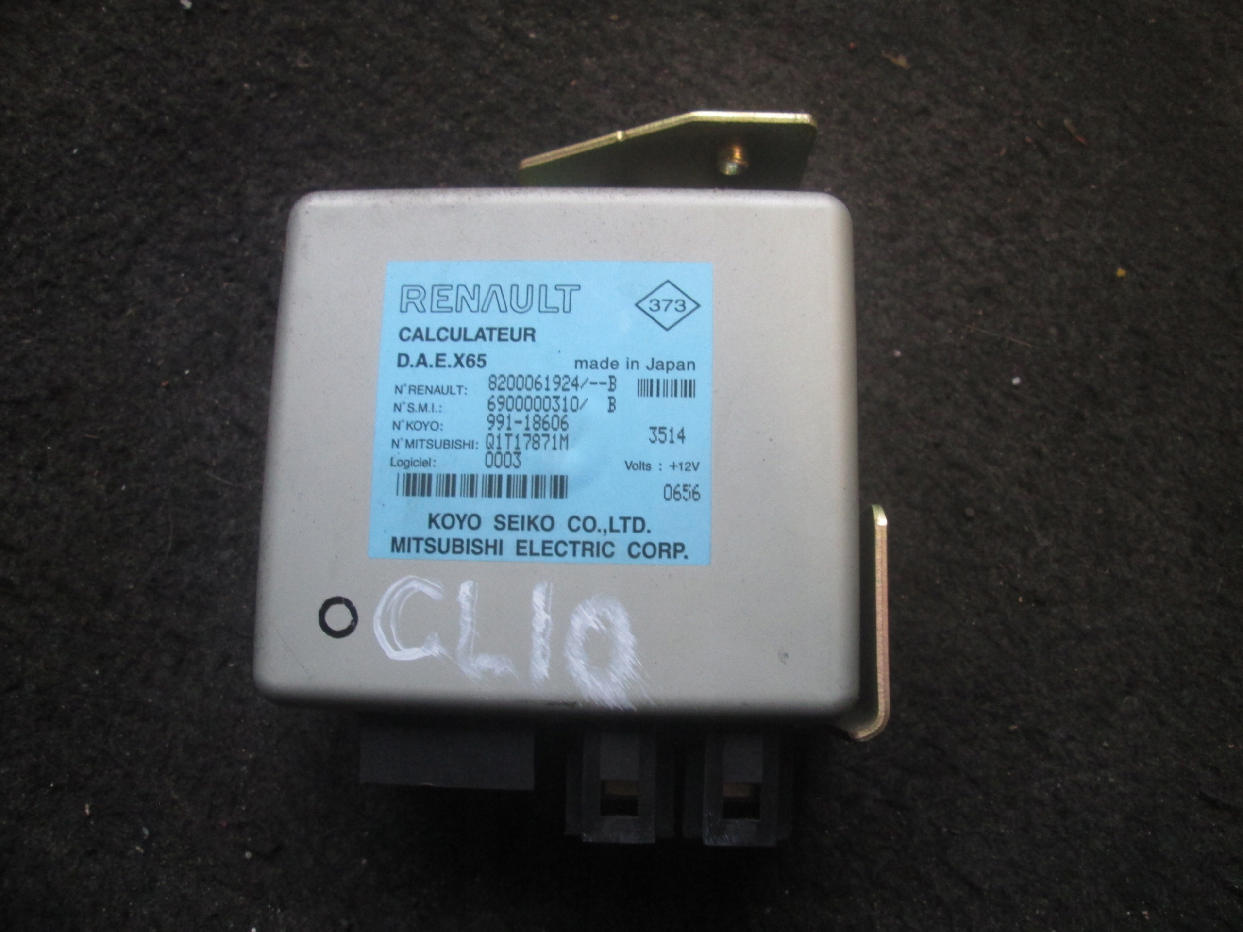 Module direction assistée Renault Clio II 8200061924B image 2