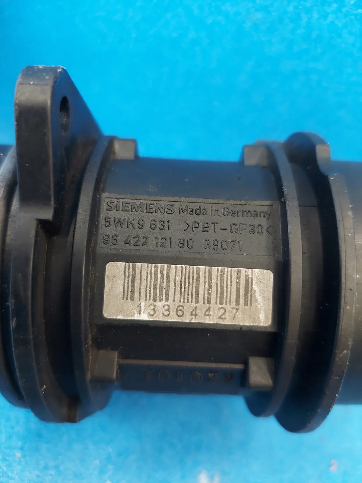 Massa Flow Sensor Ford Fiesta TDCI 5WK9631 image 3