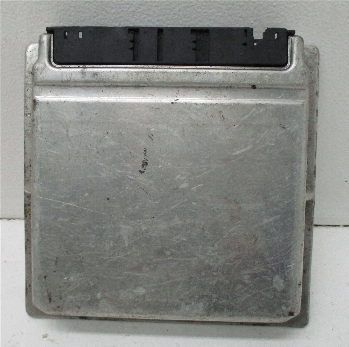 Calculateur moteur Mercedes W203 2.0 K A0001532579 image 4