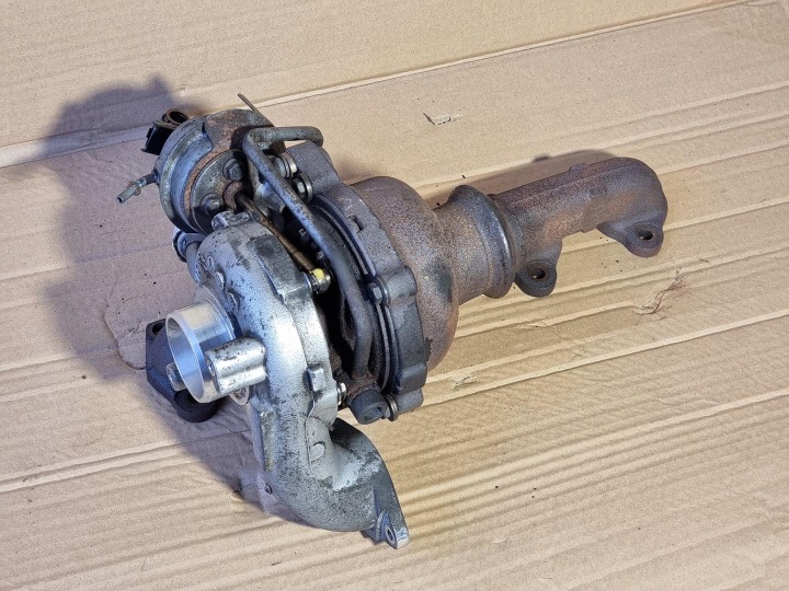 Turbiini Volvo V50 S40 C30 V40 V60 S60 1.6 D2 115KM GTC1244VZ Käytetty