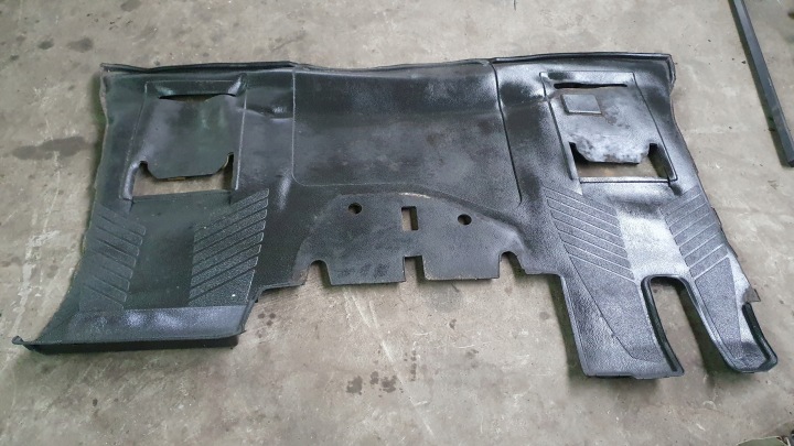 Matto verhoilu Lattia äänieristys Ohjaamo Actros MP 4 A9606808203