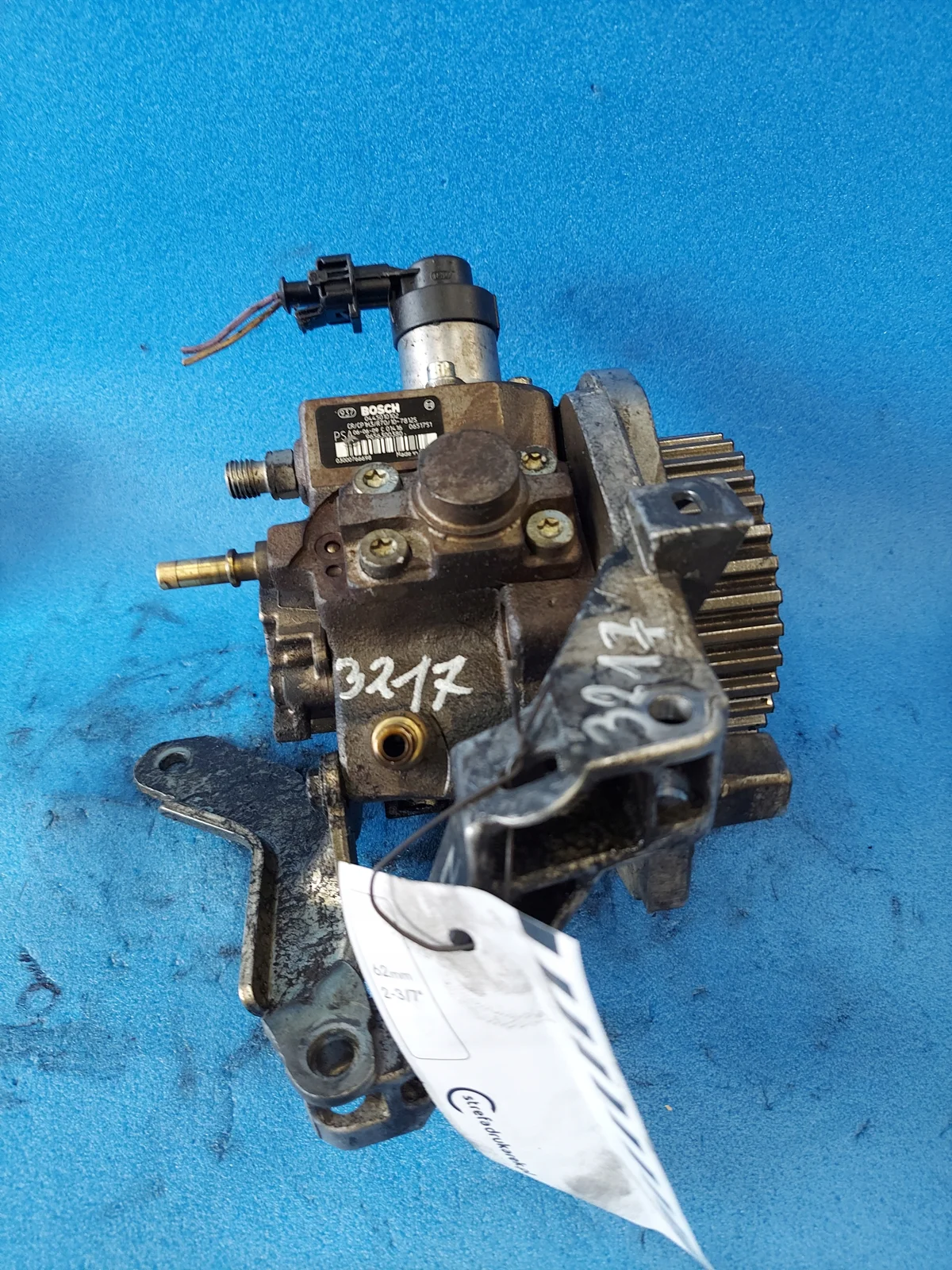 Pompe injection 1.6 HDi TDCI Bosch 0445010102 image 3