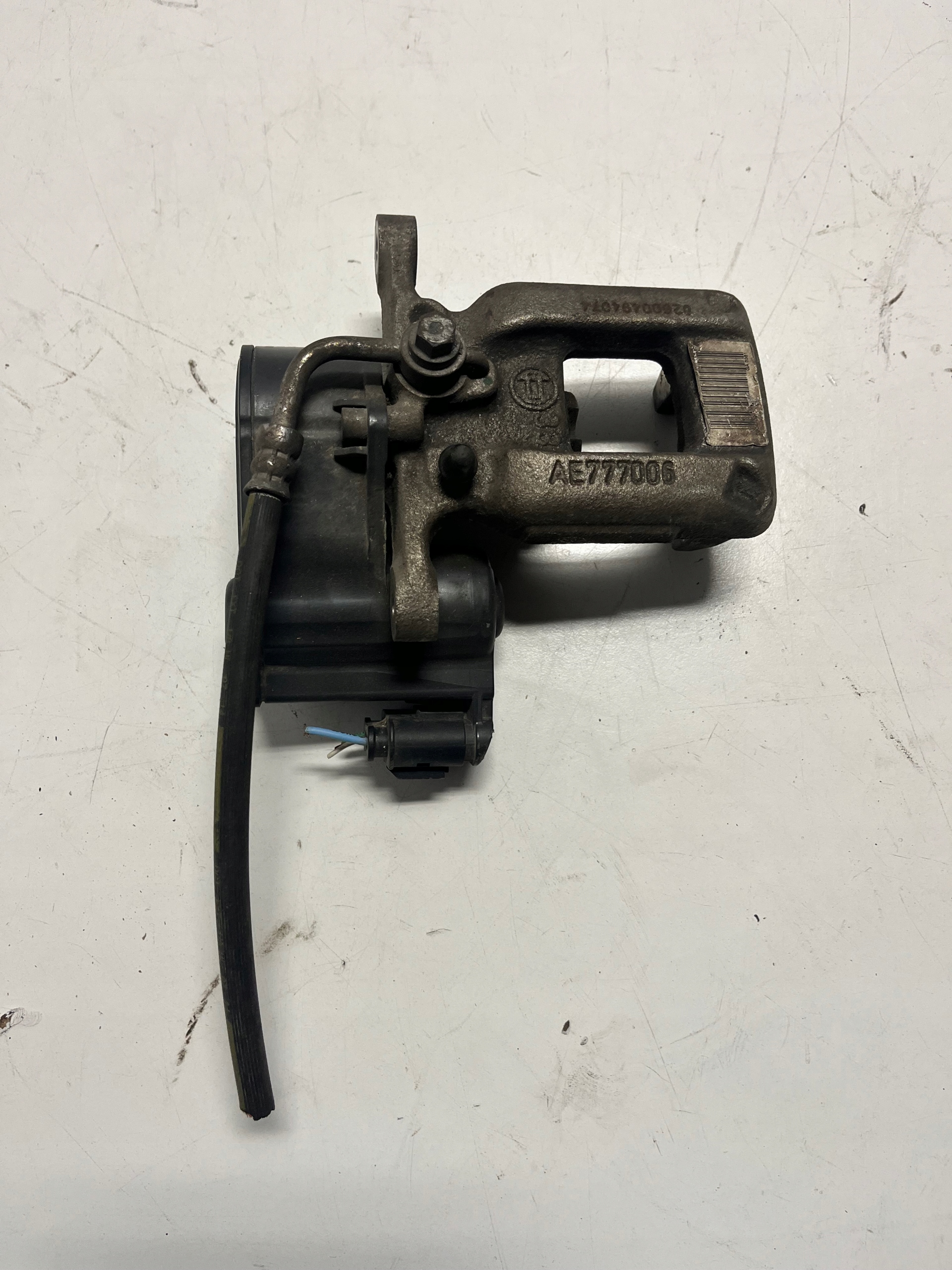Bremszange elektrisch links Citroen C4 Picasso II image 2