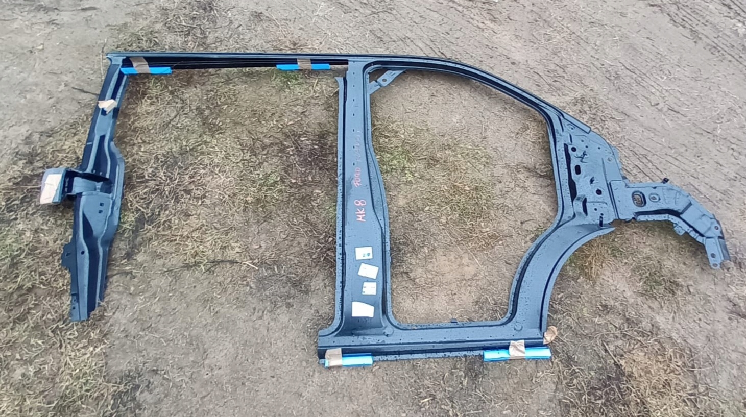 FORD TRANSIT MK8 KLÄDSEL STOLPE TROSKEL HÖGER FRAM image 2