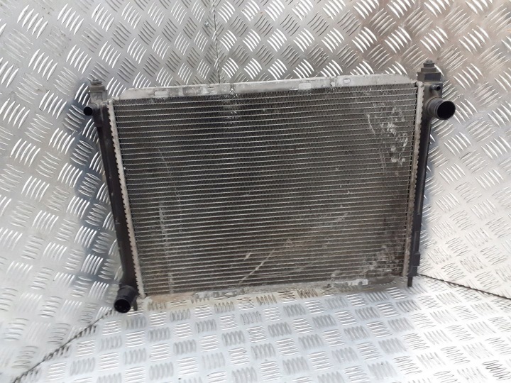 Nissan OE 21410BC510 Radiatore, raffreddamento motore