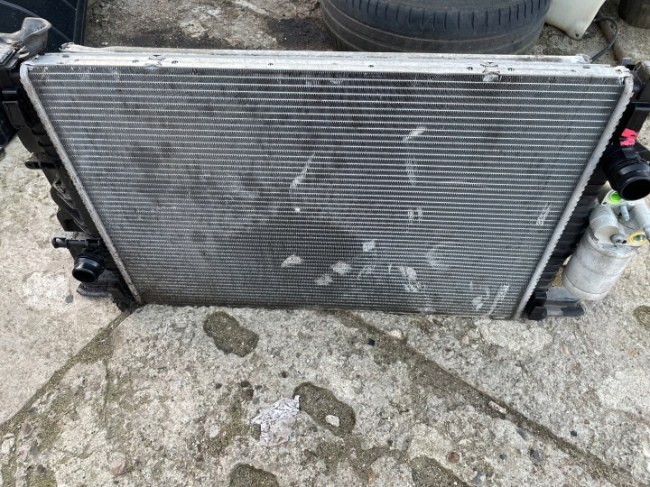 Radiateur Volvo OE 31338236