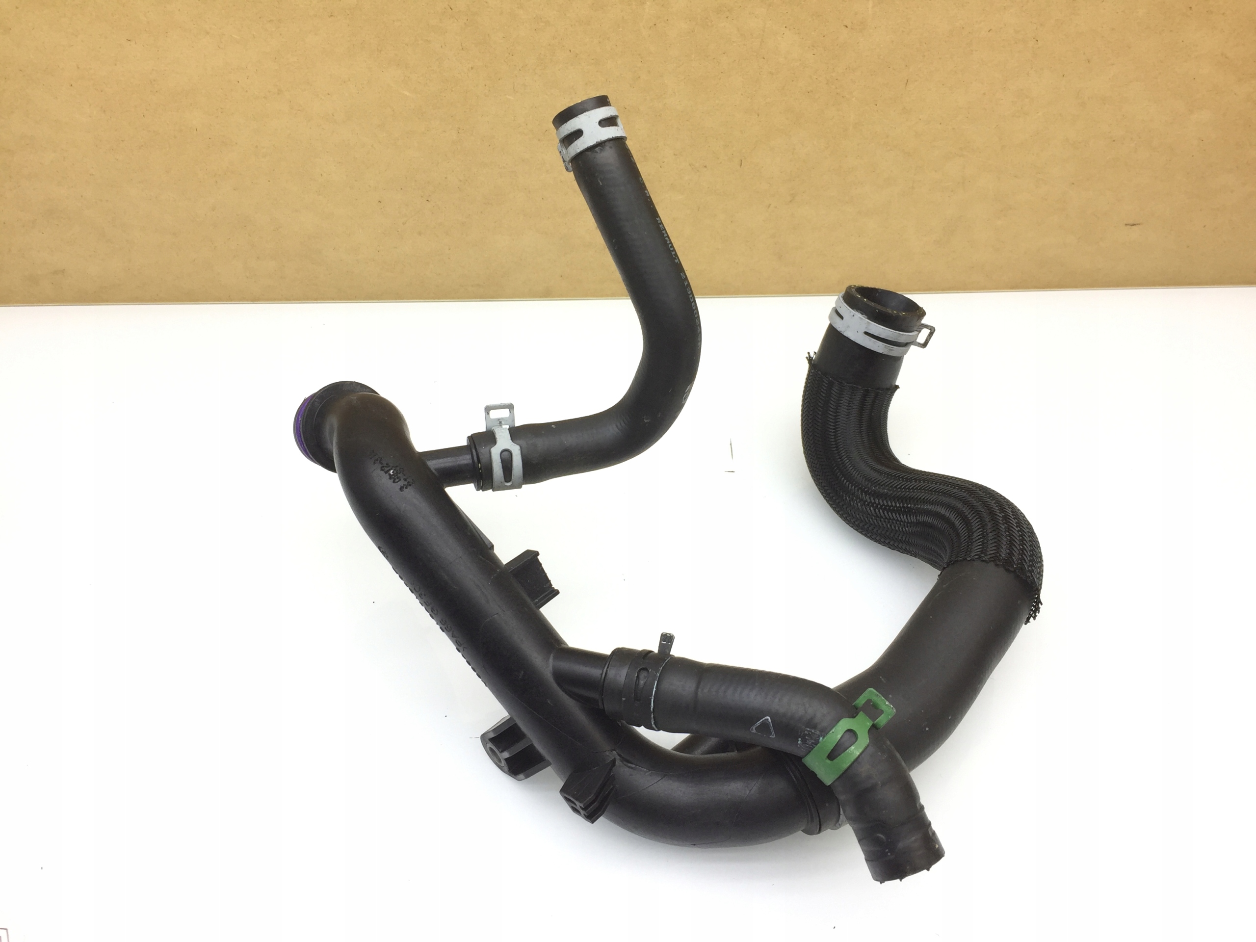 RENAULT CLIO 5 V 1.0 TCE Water Hose Pipe Line 210471273R 215030232R