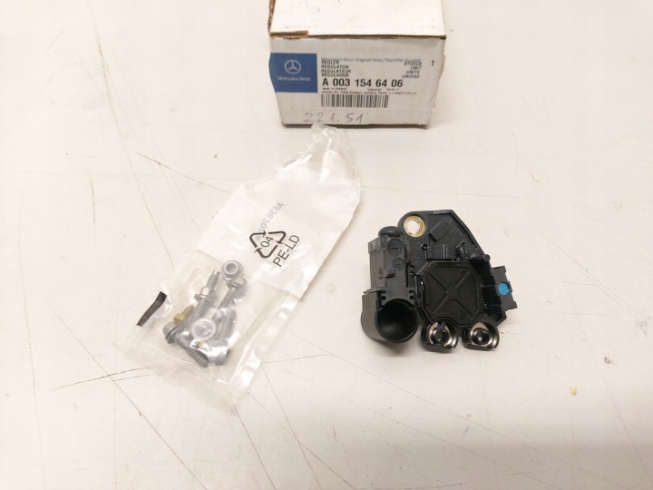MERCEDES 0031546406 Regulator spänning generator