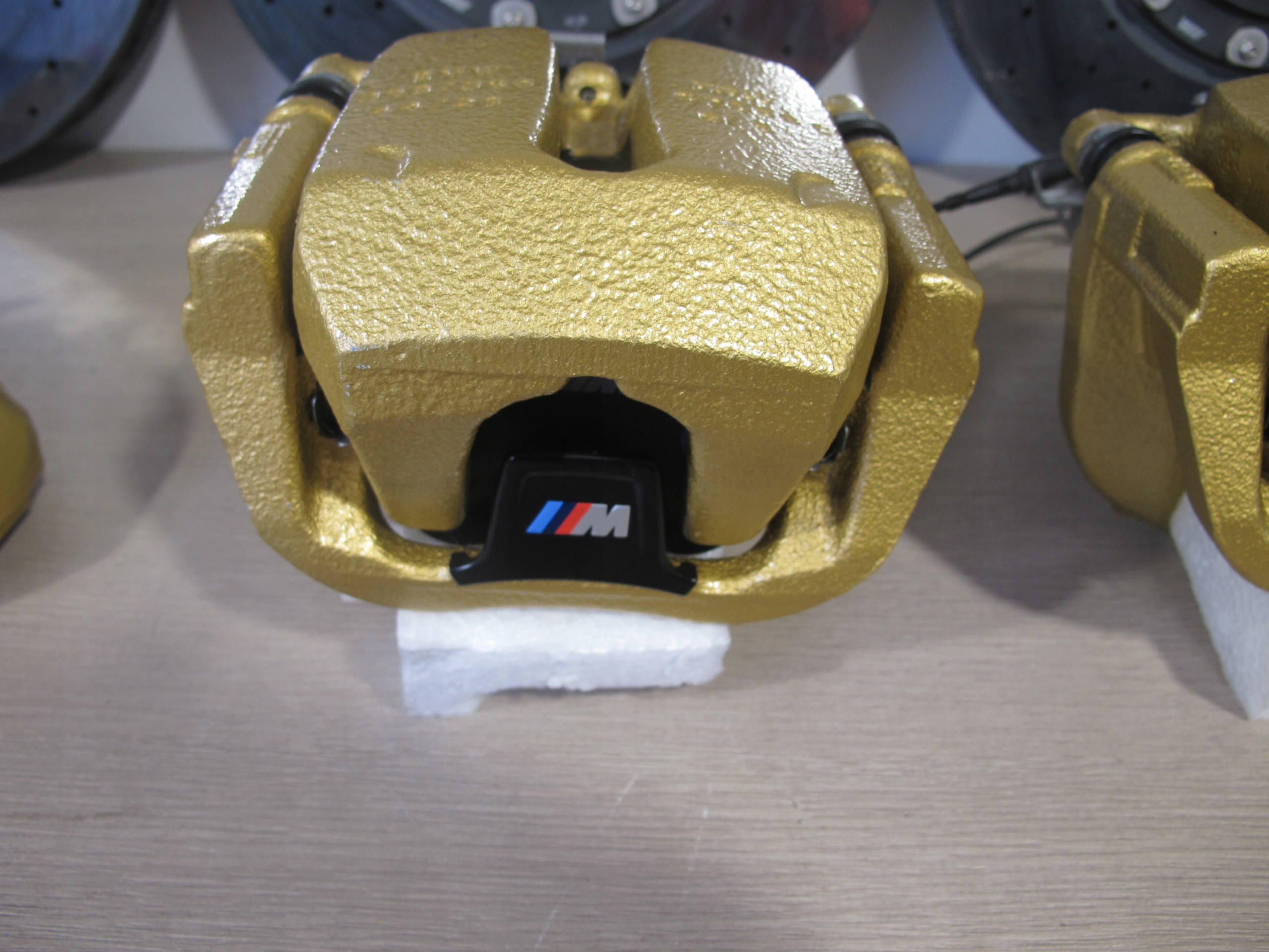 Jarrulevy puristin BMW M8 F91 F92 F93 M-GOLD keramiikka image 7