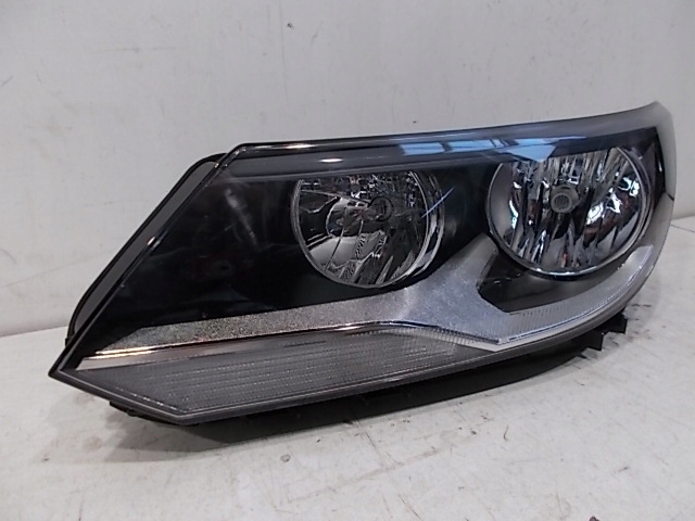 VW Tiguan I Lift 5N 12-16 etuvalo vasen alkuperäinen